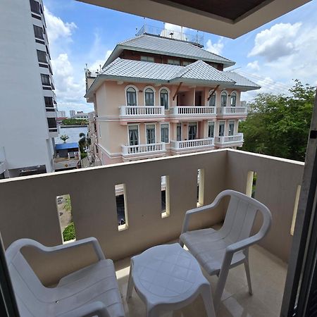 Bella Bella Riverview Бангкок Экстерьер фото